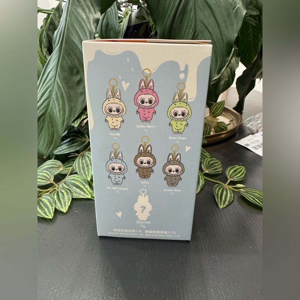 THE MONSTERS - Exciting Macaron Vinyl
Custom SoyMilk - Picture 6 of 10